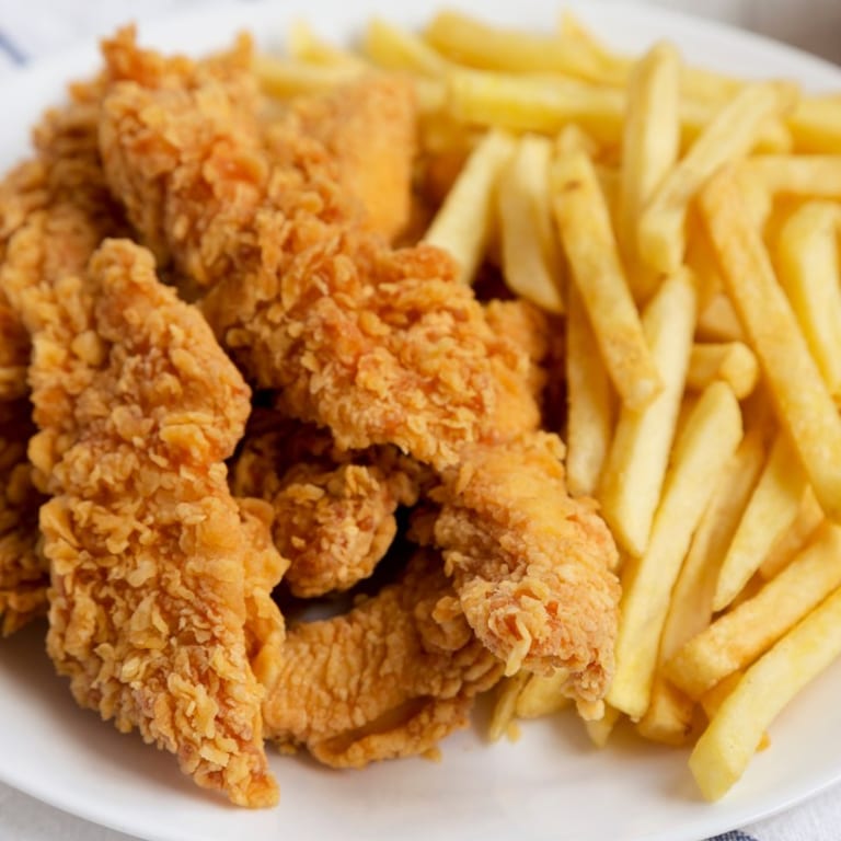 Crave-Worthy Chicken Fingers: A Crowd Favorite